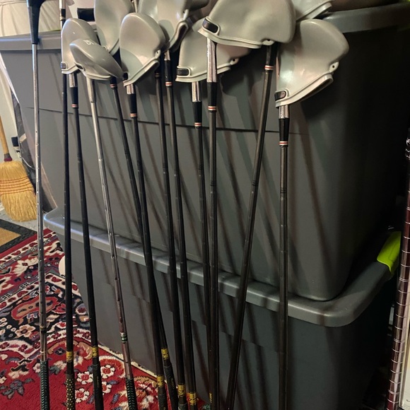 Golf clubs - $300 (dublin / pleasanton / livermore) - Picture 3 of 7